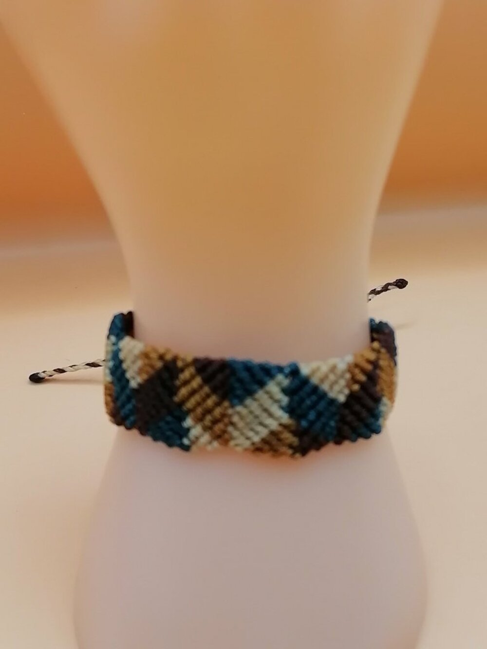 Handmade Macrame Bracelet Geometric Diamond Design